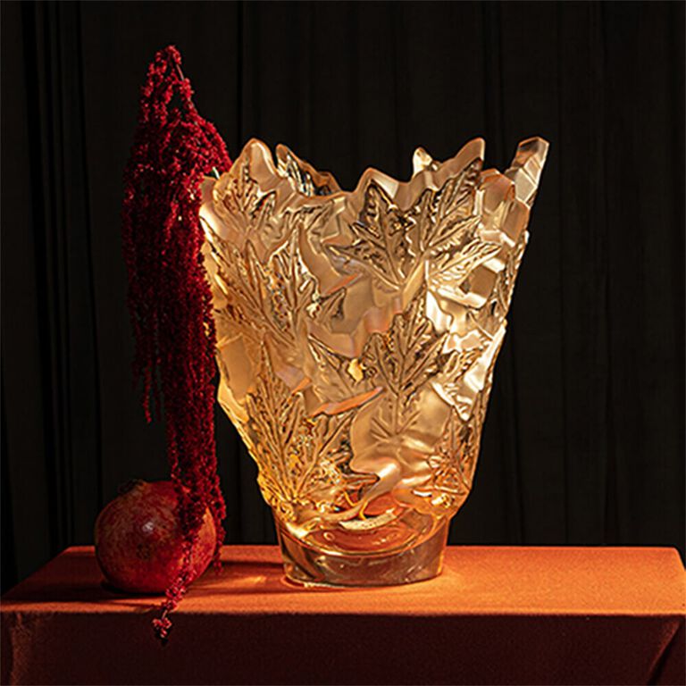 statement-vases statement-vases