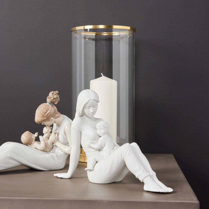 lladro a mother s love sculpture medium white