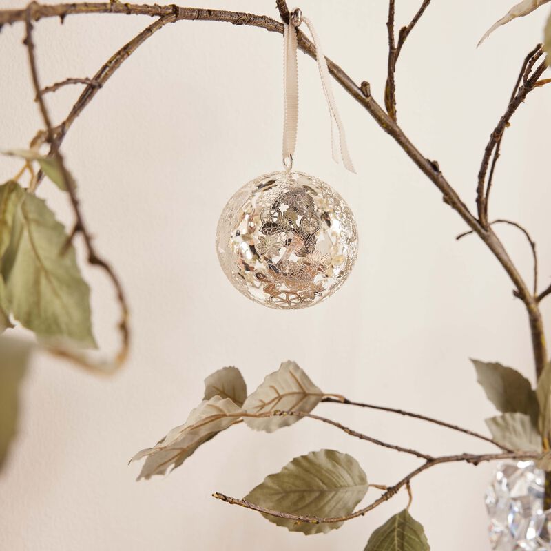 كريستوفل كرة بوكيه جيفر المطلية بالفضة لتزيين شجرة الأعياد 2025