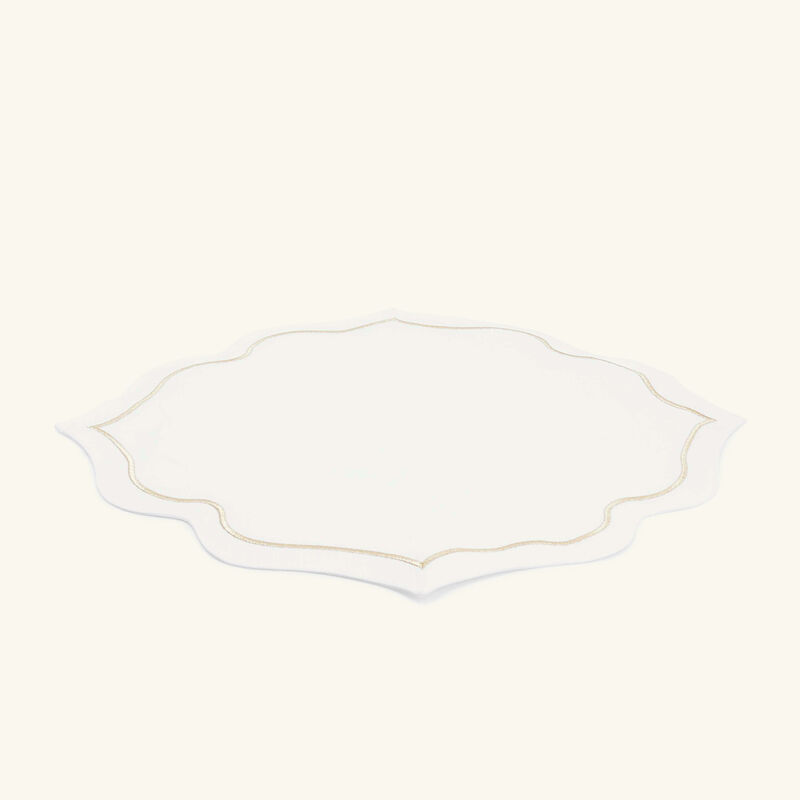 كاترين دينوال طقم أرابيسك المؤلف من 6 مفارش للأطباق باللون الذهبي