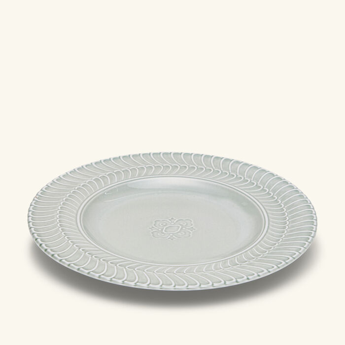 طبق الحلويات روش أخضر بتصميم مستدير 22سم بوتشيلاتي طبق الحلويات روش أخضر بتصميم مستدير 22سم