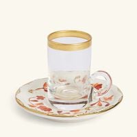 فيلاري فنجان شاي عربي تاورمينا مع صحنه باللون الأحمر