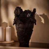 دوم مزهرية ماغنوم هورس كبيرة سوداء