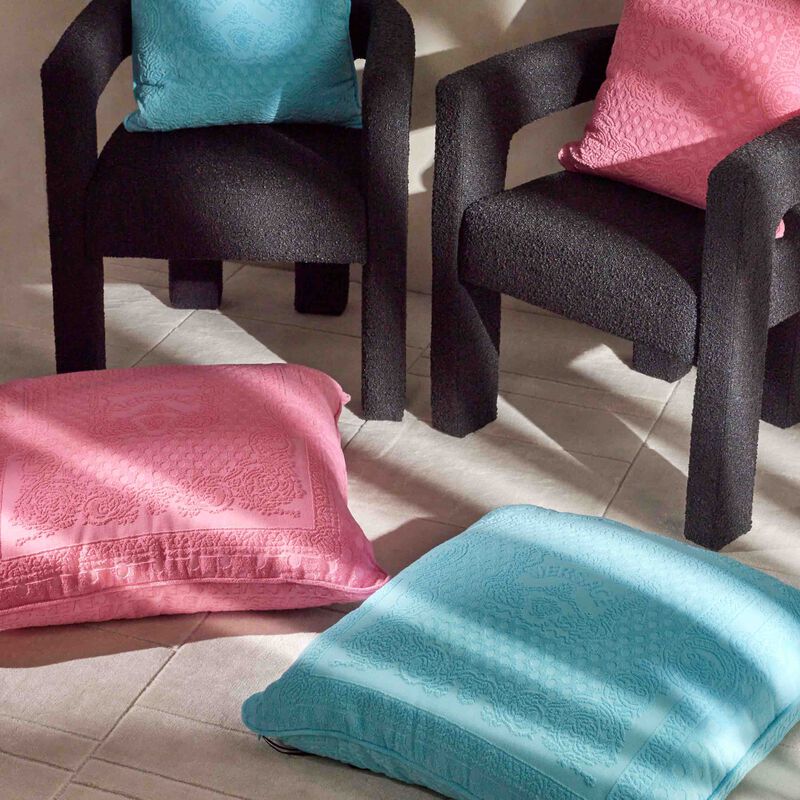 versace la vacanza pillow