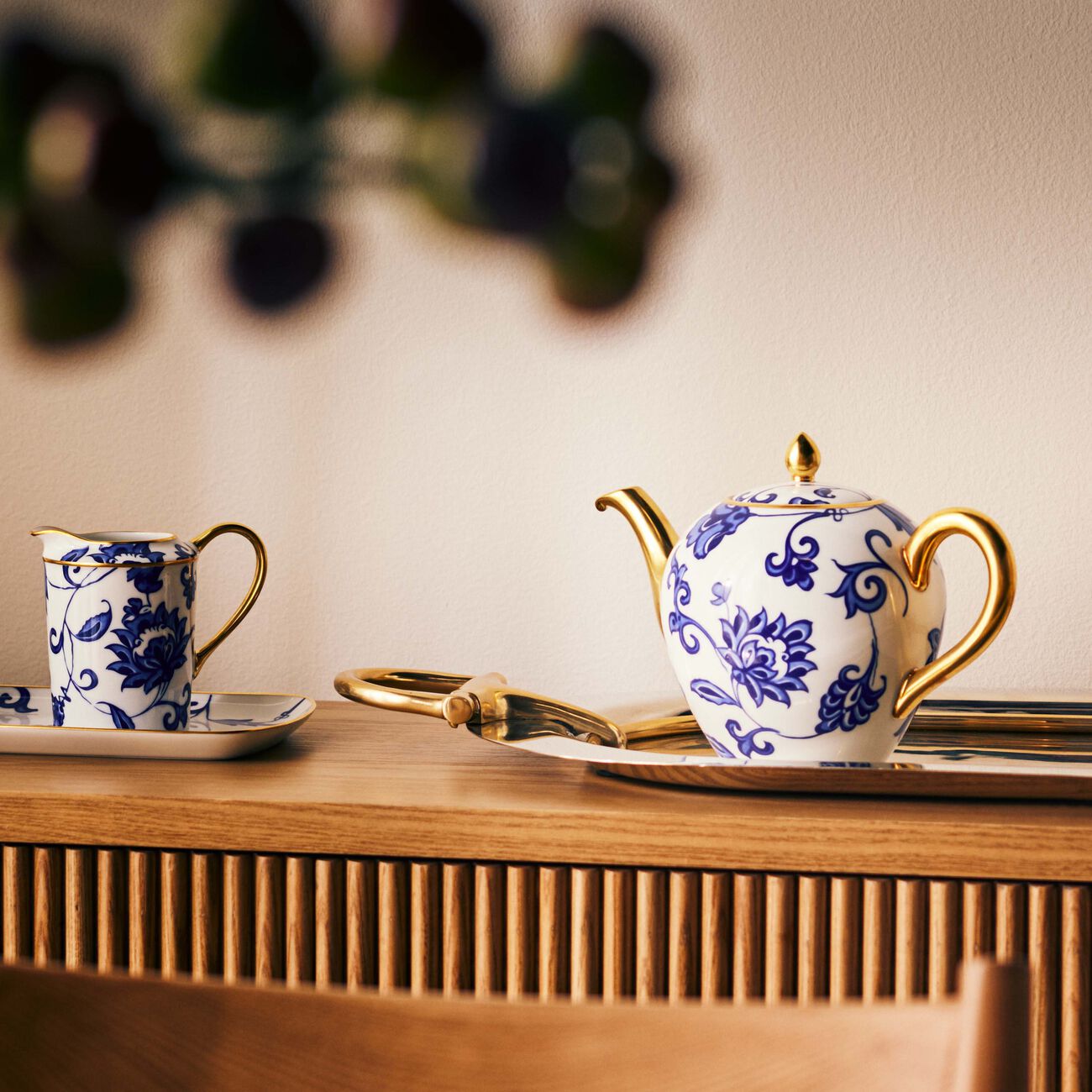 bernardaud prince bleu tea pot blue