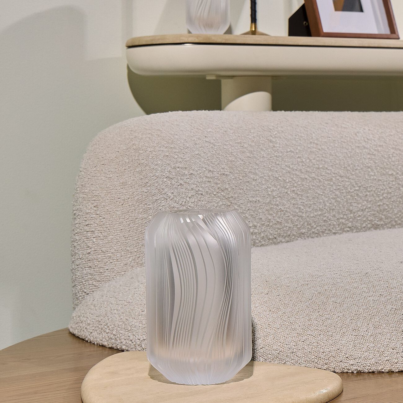 Metropolis Icona Vase Medium Clear ruckl metropolis icona vase medium clear