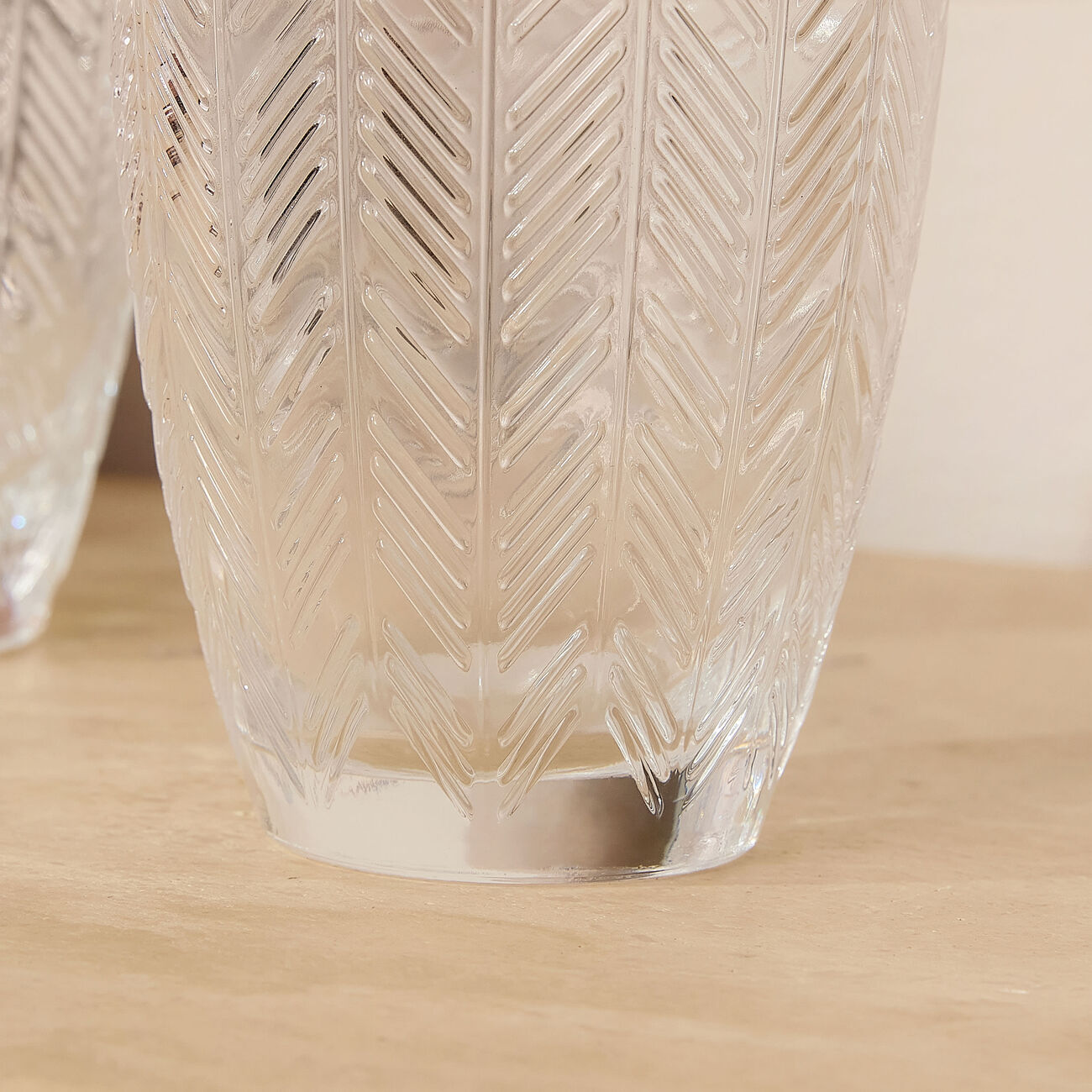 missoni home zig zag wine glass clear