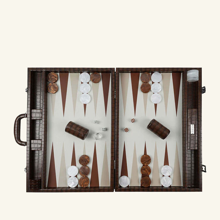 فيدو طاولة لعب بنية اللون بتأثير حراشف التمساح