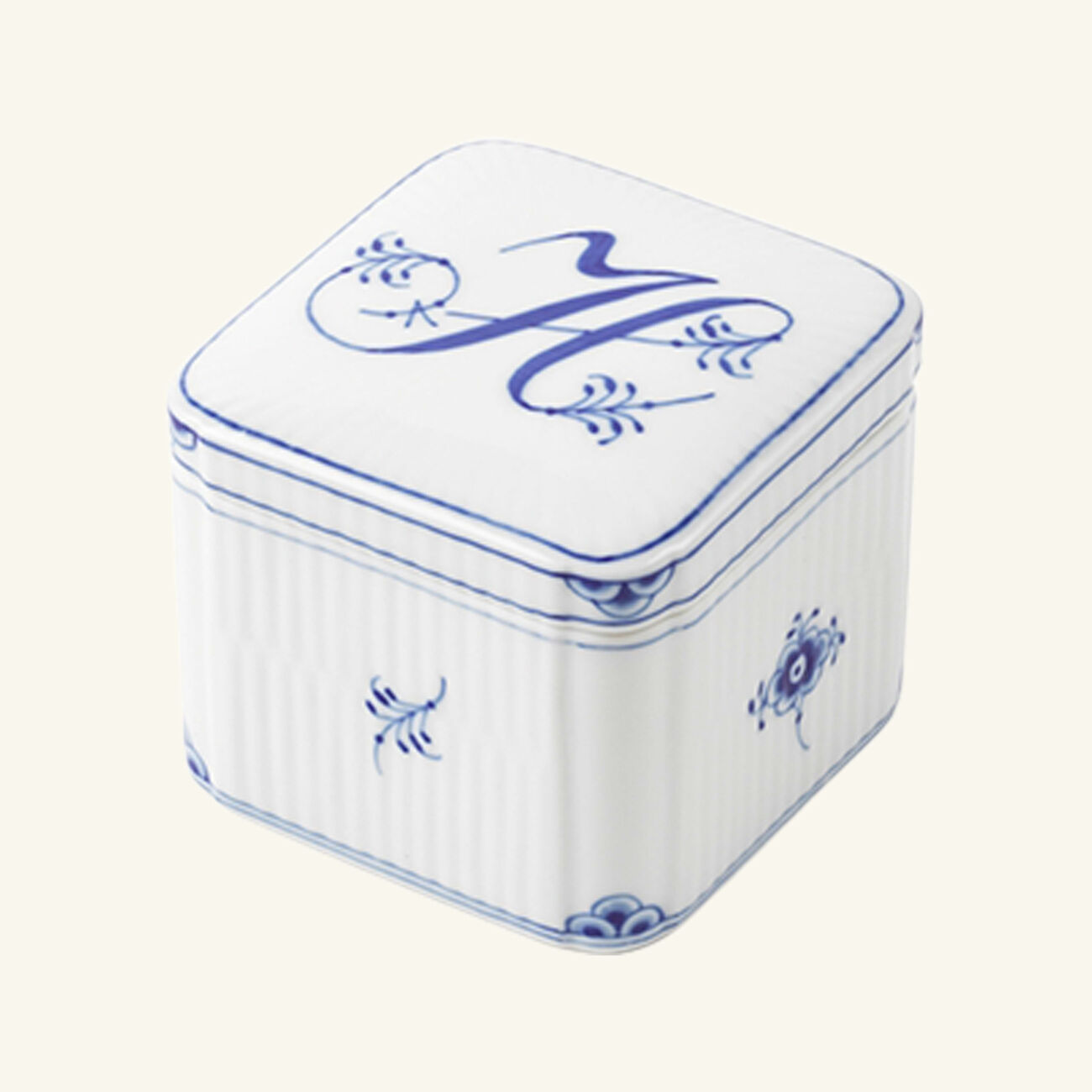 Alphabet Collection H Bonbonniere Box White royal copenhagen alphabet collection h bonbonniere box white