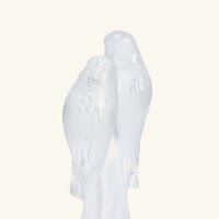 لاليك منحوتة صغيرة على شكل ببغاوين باللون الشفاف