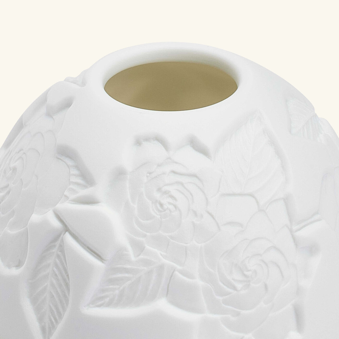 برناردو مصباح ليثوفاني جاردينيا فلاور