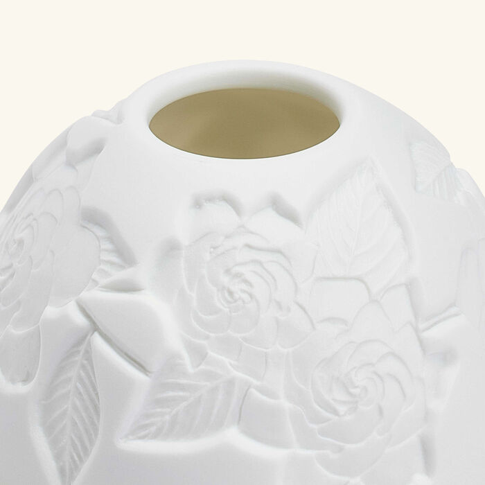 برناردو مصباح ليثوفاني جاردينيا فلاور