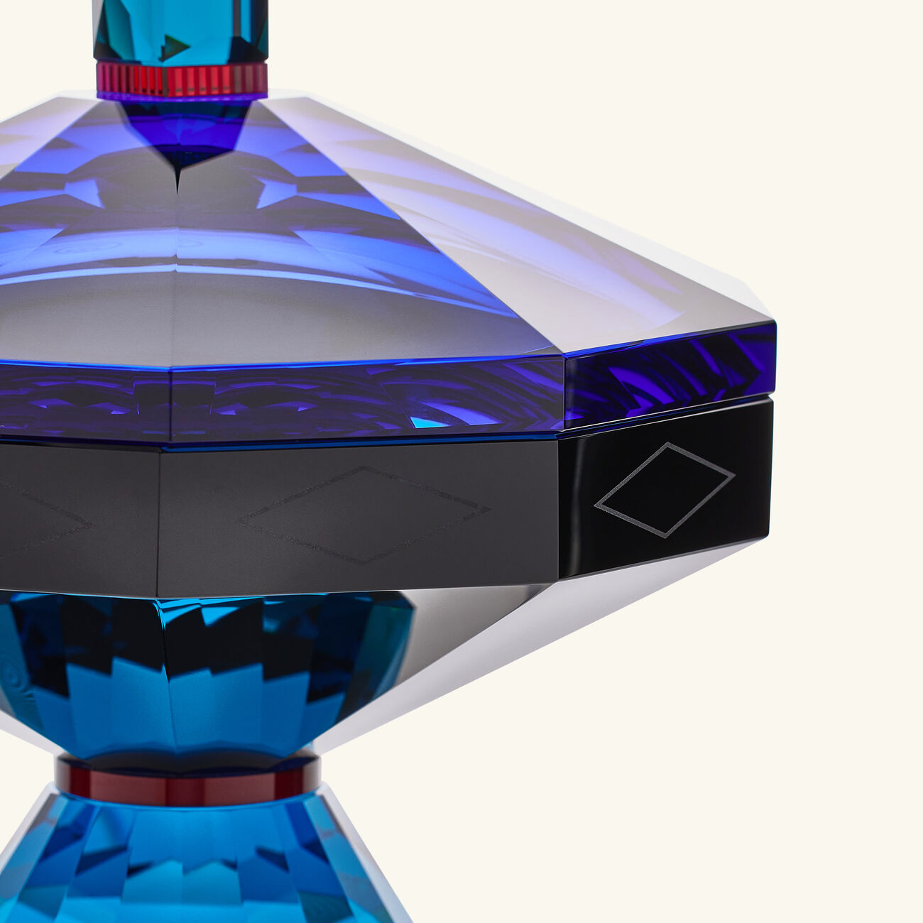 ريفليكشنز كوبنهاغن وعاء سكاكر هامبتونز أزرق