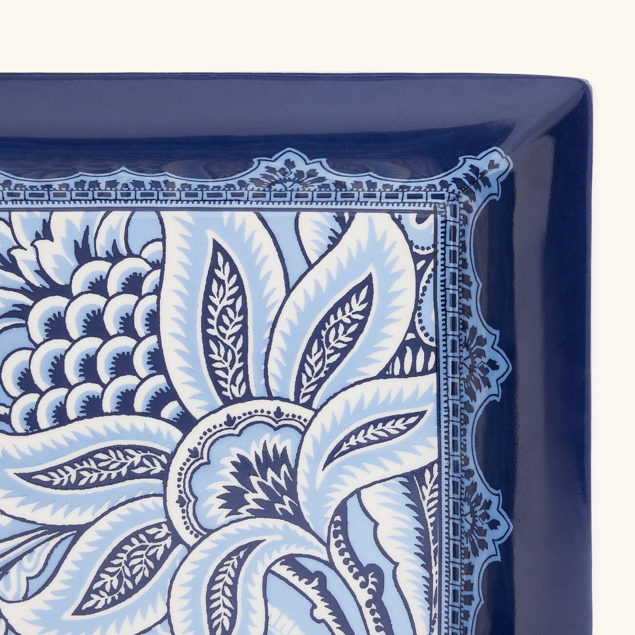 إيترو صينية بلوم مستطيلة صغيرة باللون الأزرق