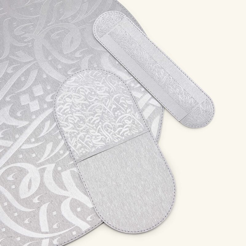 دملاج طقم نغم من إكسسوارات المائدة باللون الفضي   6 قطع