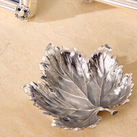 buccellati vine leaf bowl medium silver