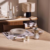 برناردو طقم أوغوستا من فنجانين للقهوة العربية مع صحنيهما