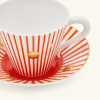 برناردو طقم ديلفوس إي كنوسوس مؤلف من فنجاني شاي مع صحنيهما باللون الأحمر