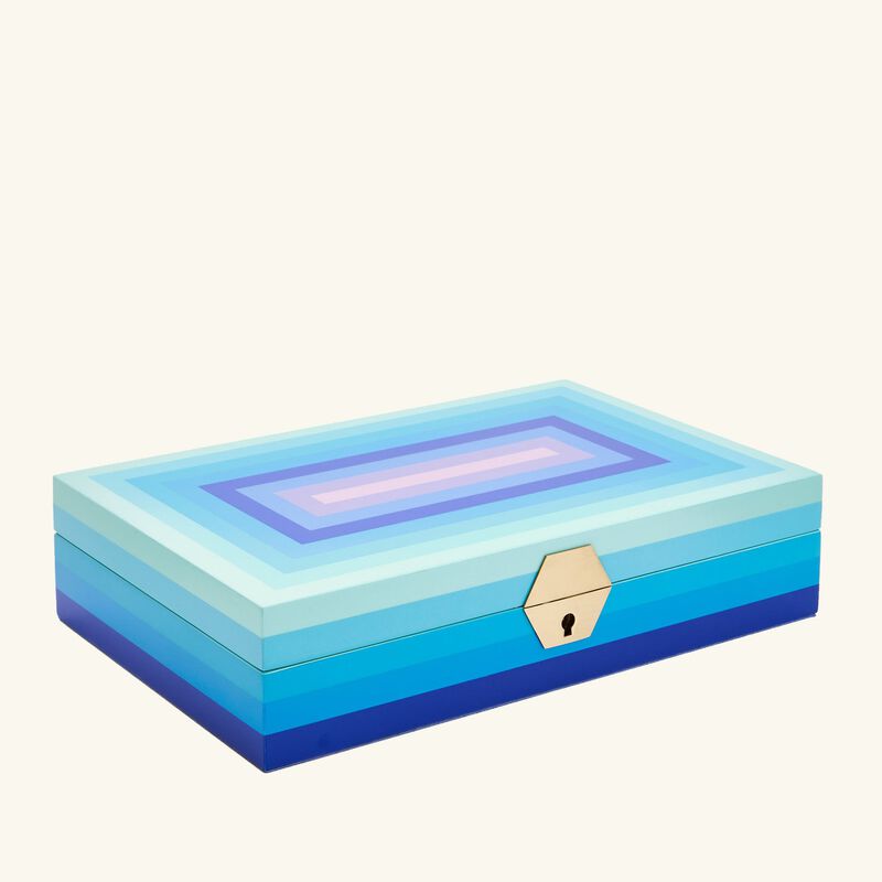 علبة المجوهرات المطلية بالورنيش الأزرق سكالا جوناثان أدلر علبة المجوهرات المطلية بالورنيش الأزرق سكالا