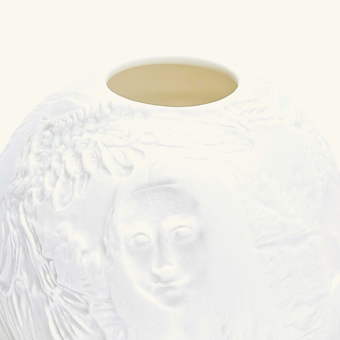 برناردو مصباح ليثوفاني لوفر