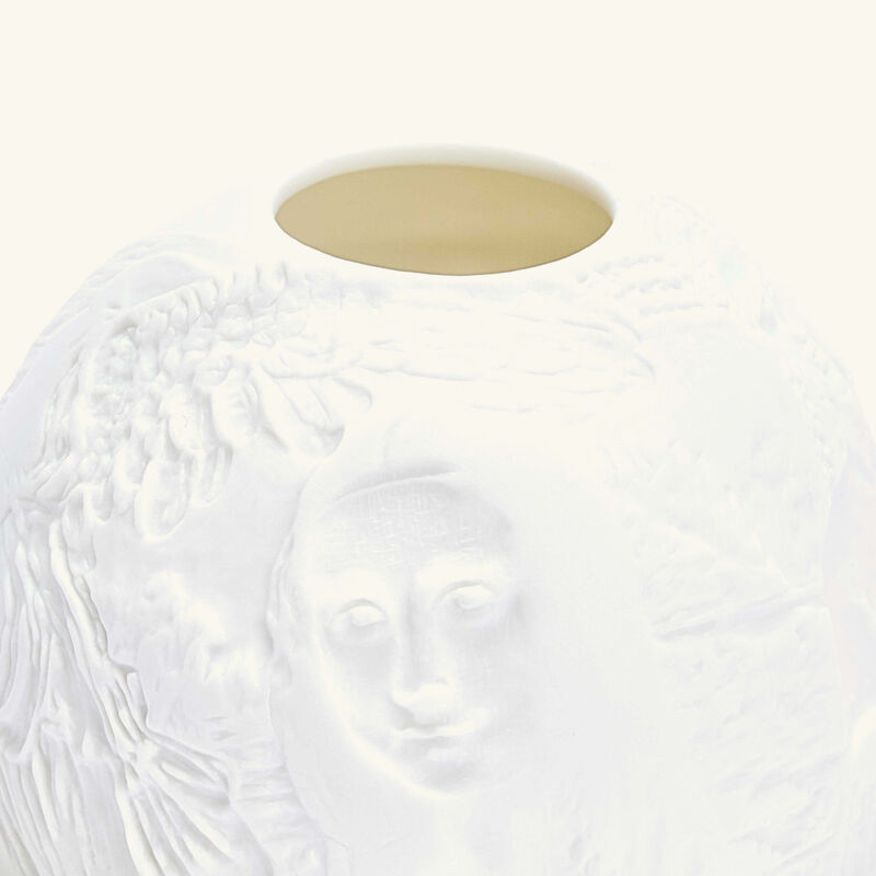 برناردو مصباح ليثوفاني لوفر