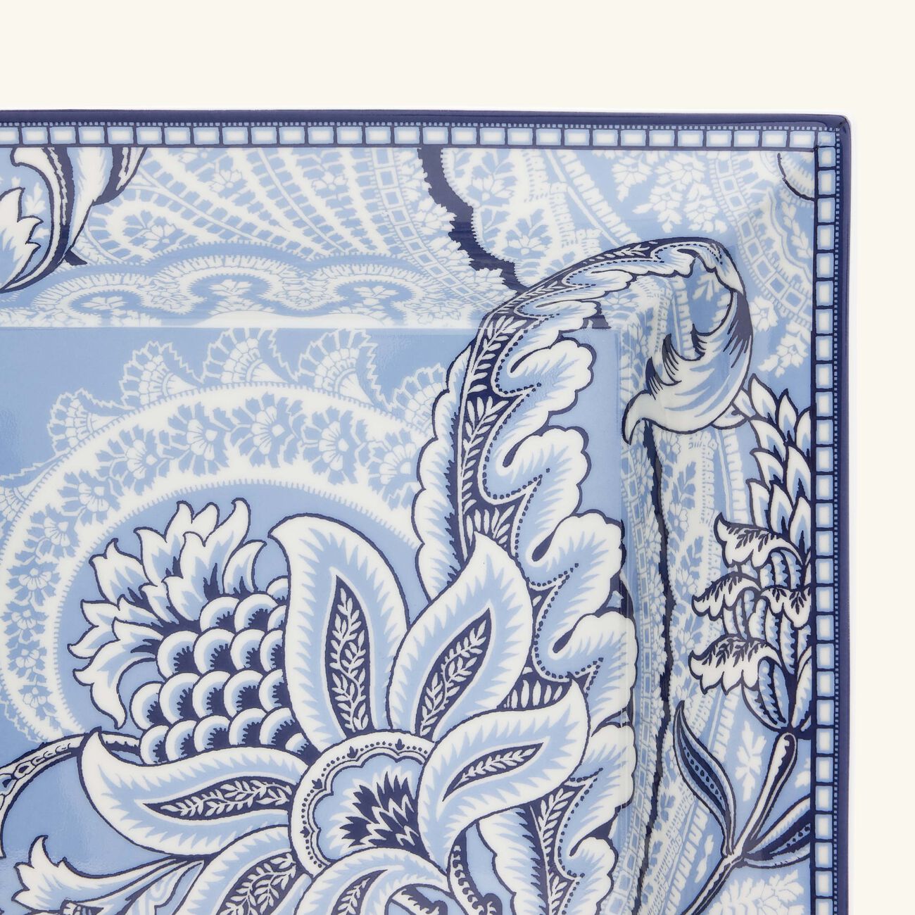 إيترو صينية بلوم مربعة متوسطة باللون الأزرق