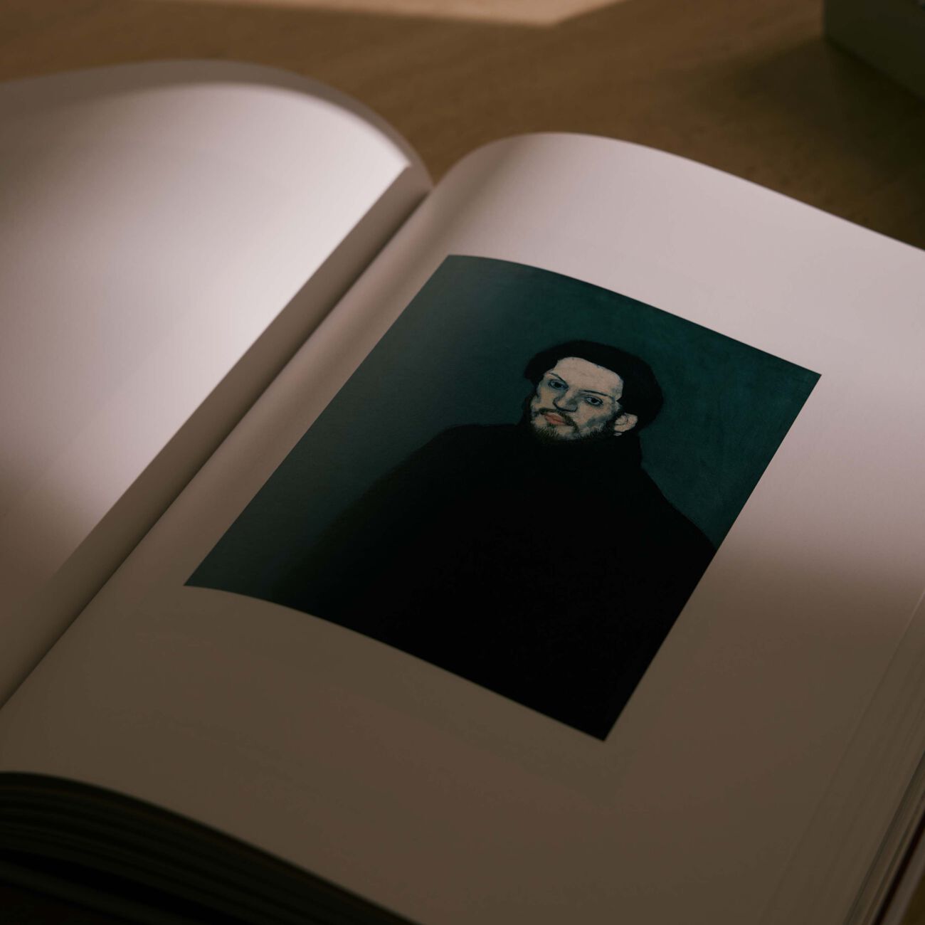 Self Portraits From 1800 to The Present Book 37x26cm assouline self portraits from 1800 to the present book 37x26cm