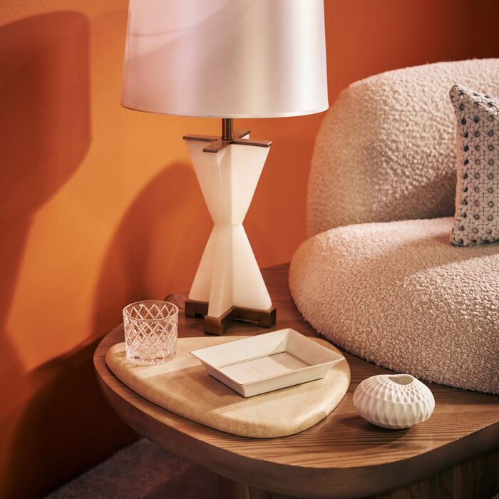 برناردو منفضة سوفاج أور مستطيلة صغيرة بيضاء