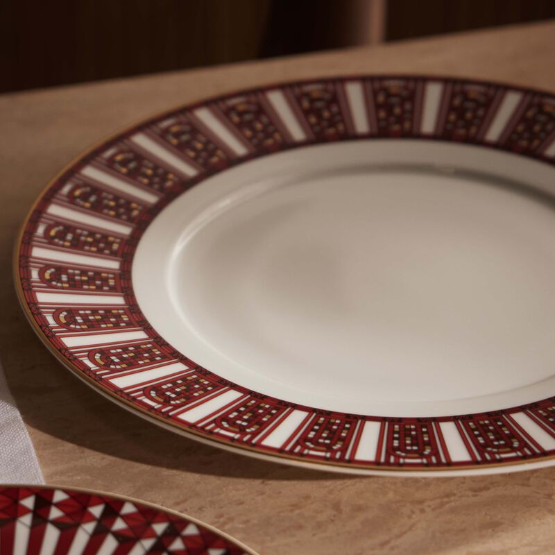 baccarat arcadia bread plate round red 16cm