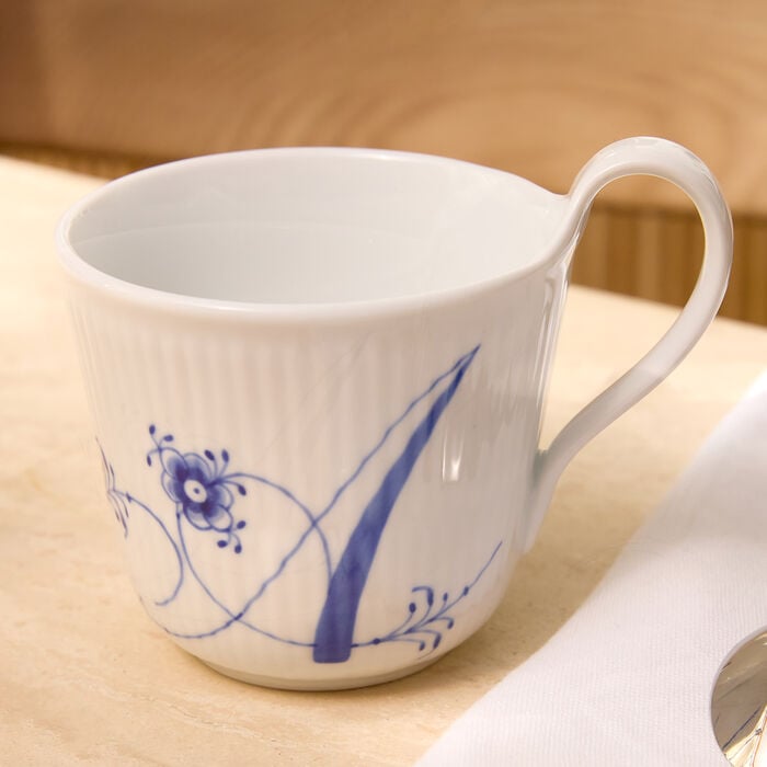 royal copenhagen alphabet collection a mug