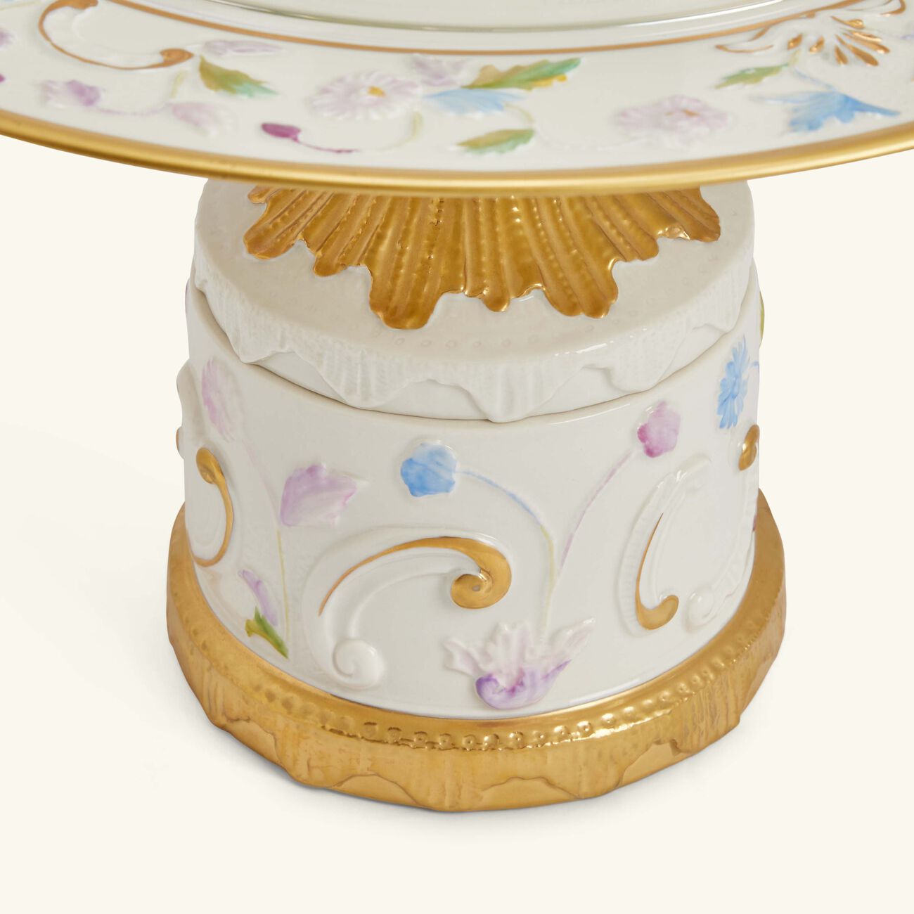 Taormina Cake Stand With Cloche White villari taormina cake stand with cloche white