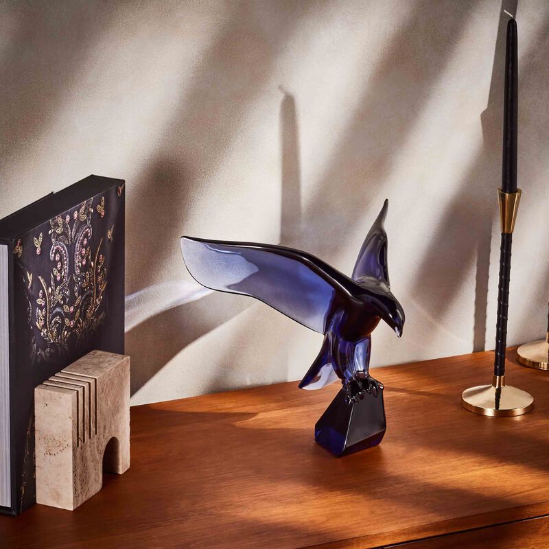 baccarat imperator eagle sculpture medium blue
