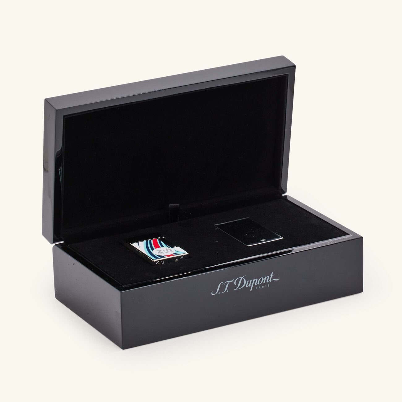 اس تي دوبون ولاعة لاين 2 بشعار 24h le mans باللون الفضي