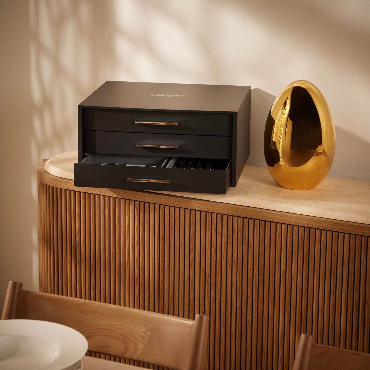 كريستوفل صندوق مؤلف من ثلاثة أدراج لحفظ أدوات المائدة أسود