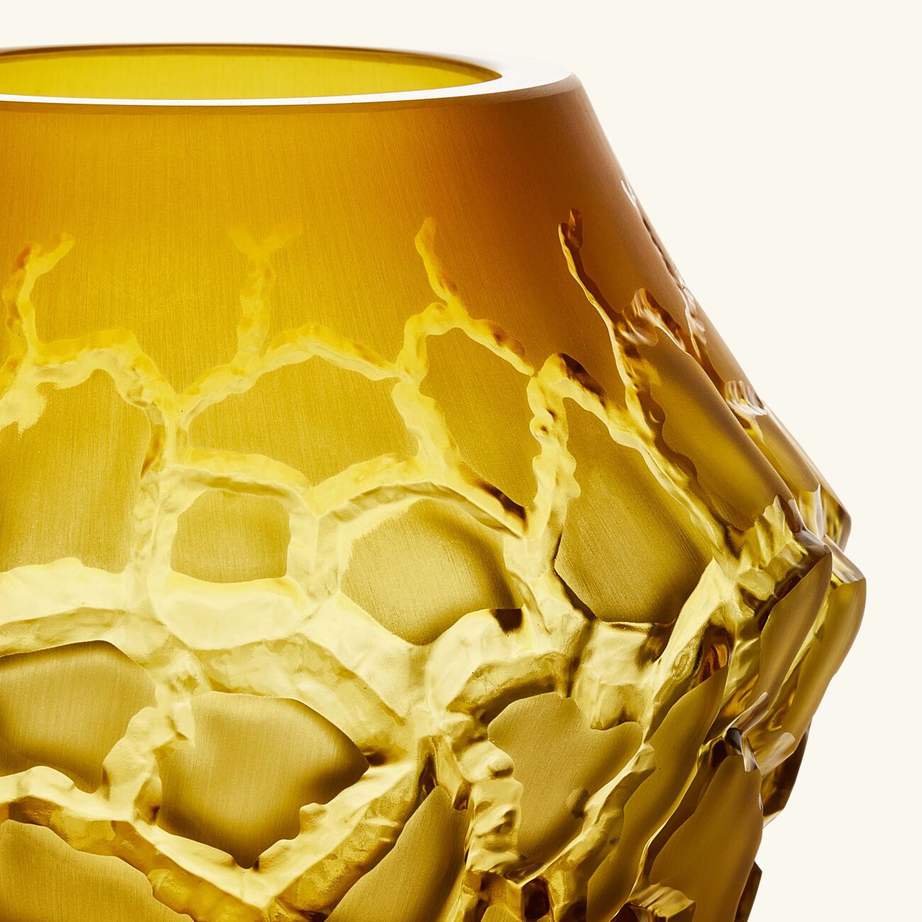 لاليك مزهرية تيرامينيرال كالديرا الدائرية الصغيرة باللون الأصفر