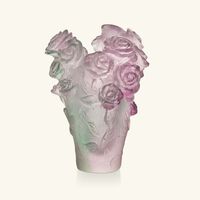 مزهرية روز باشن الصغيرة باللونين الأخضر والوردي دوم مزهرية روز باشن الصغيرة باللونين الأخضر والوردي