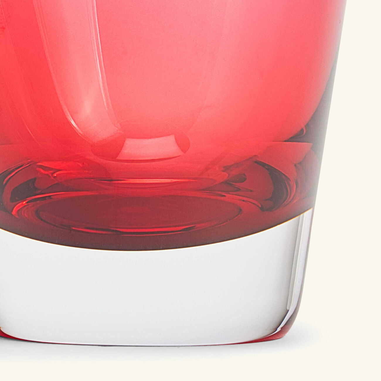 باكارا طقم موزايك مؤلف من كأسين للشرب باللون الأحمر