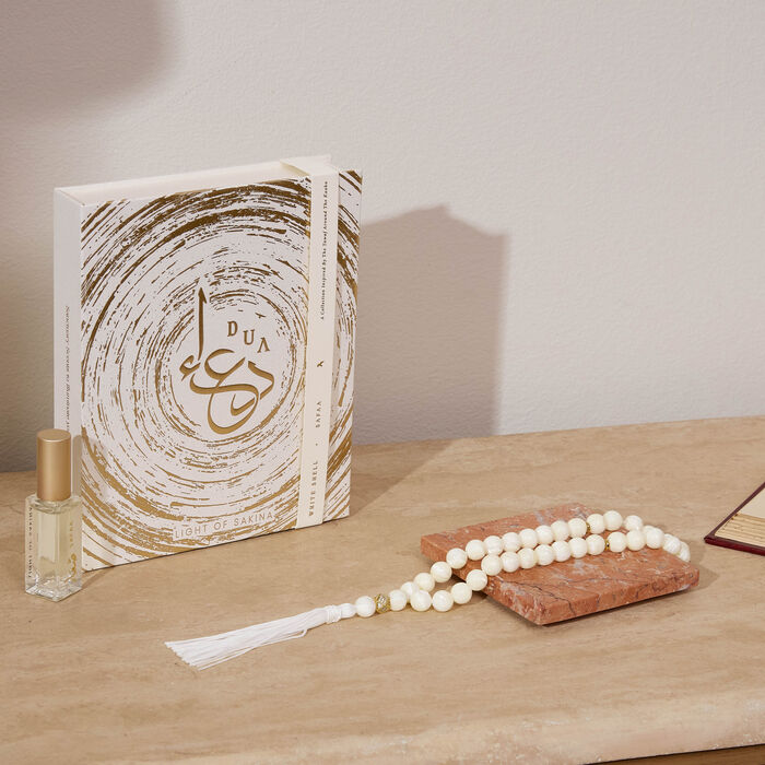 light of sakina safaa white shell misbaha   fragrance set