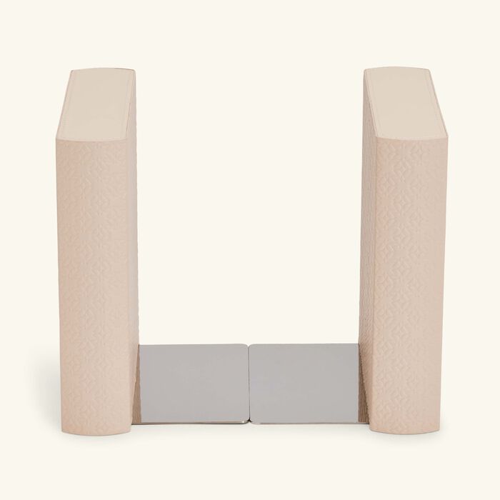 جيوبانيارا مسند الكتب إيلي صعب مونوغرام تورون باللون البيج