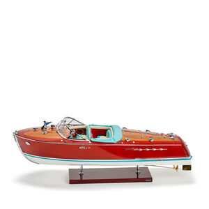 النموذج المصغر سوبر موديل عن قارب ريفا ترايتون, medium