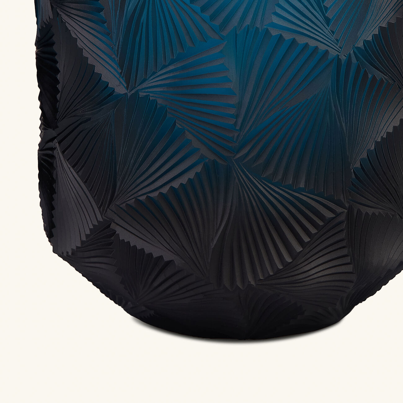 Metropolis Monumenta Vase Aquamarin ruckl metropolis monumenta vase aquamarin