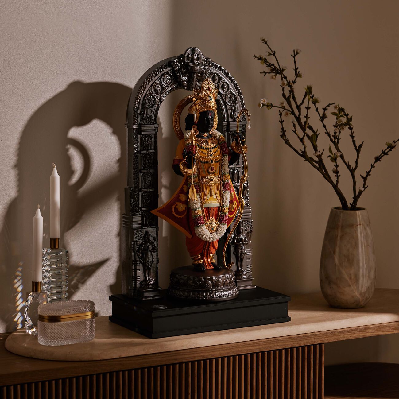 لادرو منحوتة لورد رام لالا