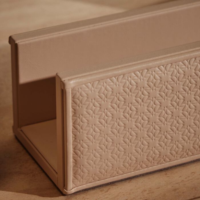 giobagnara elie saab monogram envelope holder torrone beige