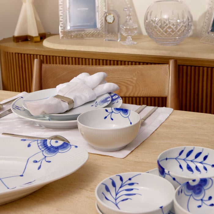 royal copenhagen blue mega bowl white