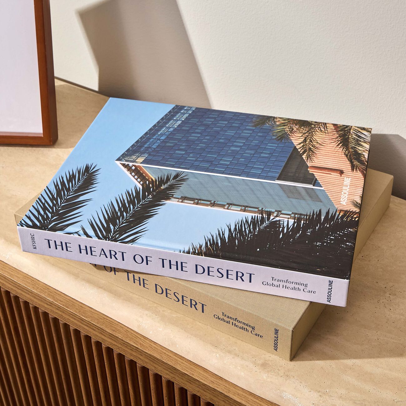 The Heart Of The Desert: Transforming Global Healthcare Book 10.5x13cm assouline the heart of the desert transforming global healthcare book 10 5x13cm