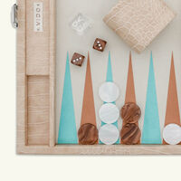 Alligator Backgammon Set Medium vido alligator backgammon set medium