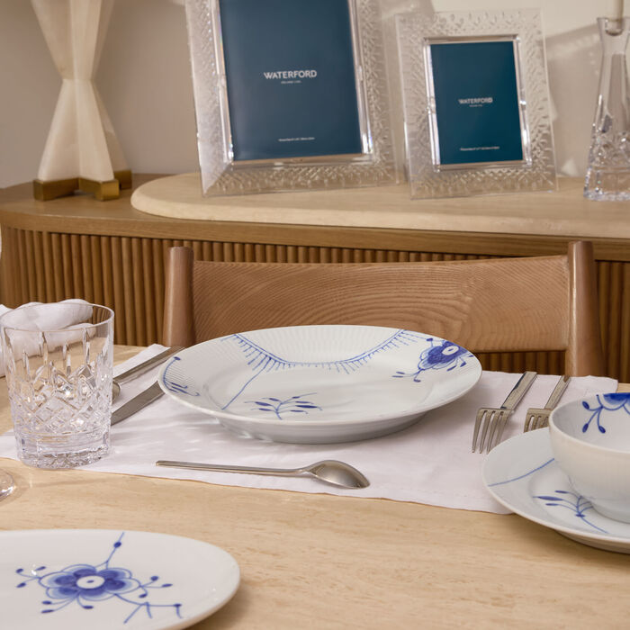 رويال كوبنهاغن طقم أطباق العشاء بلو ميغا دائري أبيض 27 سم من طبقين