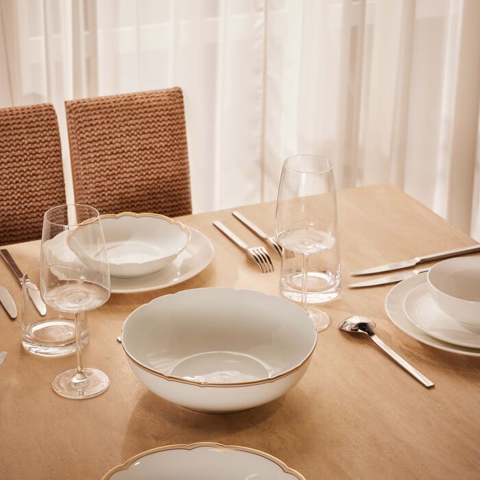 وعاء سلطة بومبادور باللون الذهبي 25 سم برناردو وعاء سلطة بومبادور باللون الذهبي 25 سم