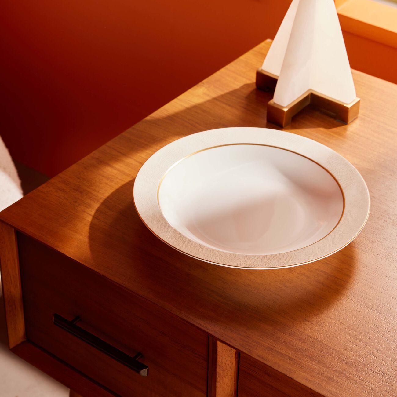 bernardaud sauvage blanc serving bowl gold 29cm