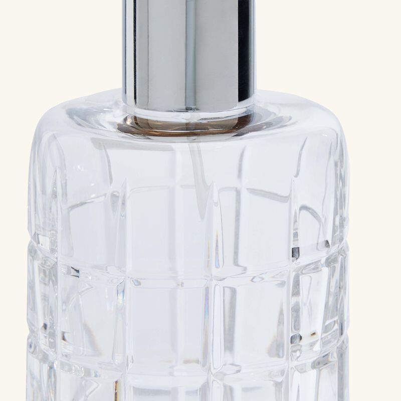 ماريو تشيوني زجاجة عطر أسطوانية الشكل مع مضخة